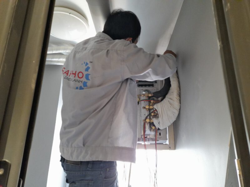 kết nối dàn nóng lắp đặt máy lạnh multi